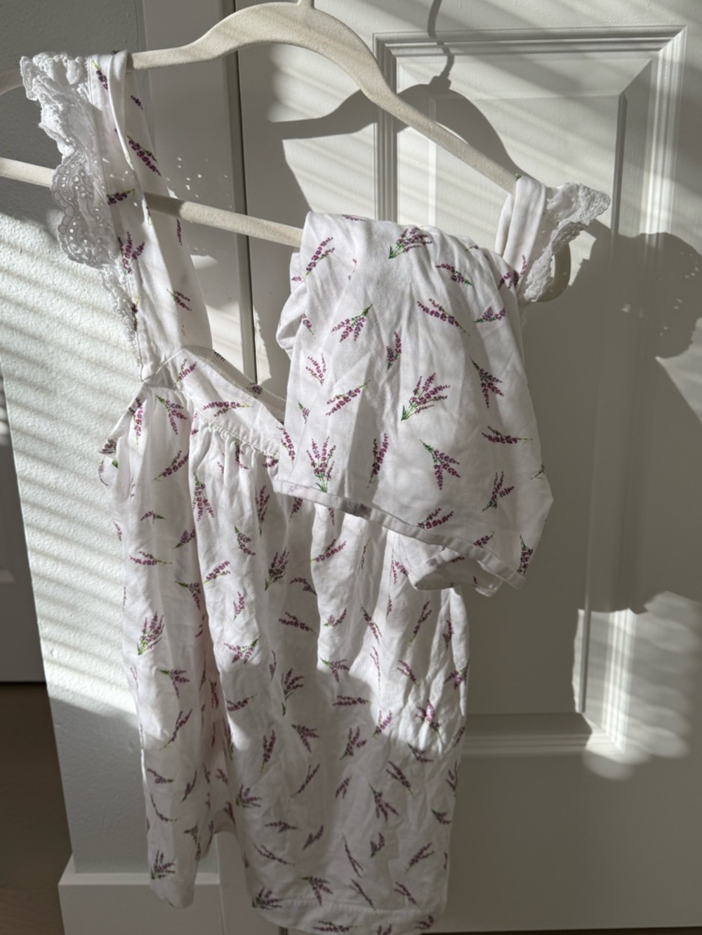 Petite Plume White Cotton Lavender Print shorts set